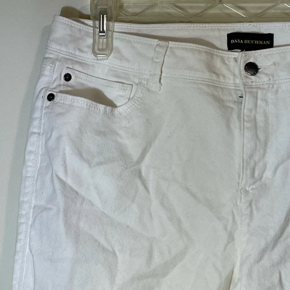 Dana Buchman‎ size 14 white capri pants Women’s cotton capri pant